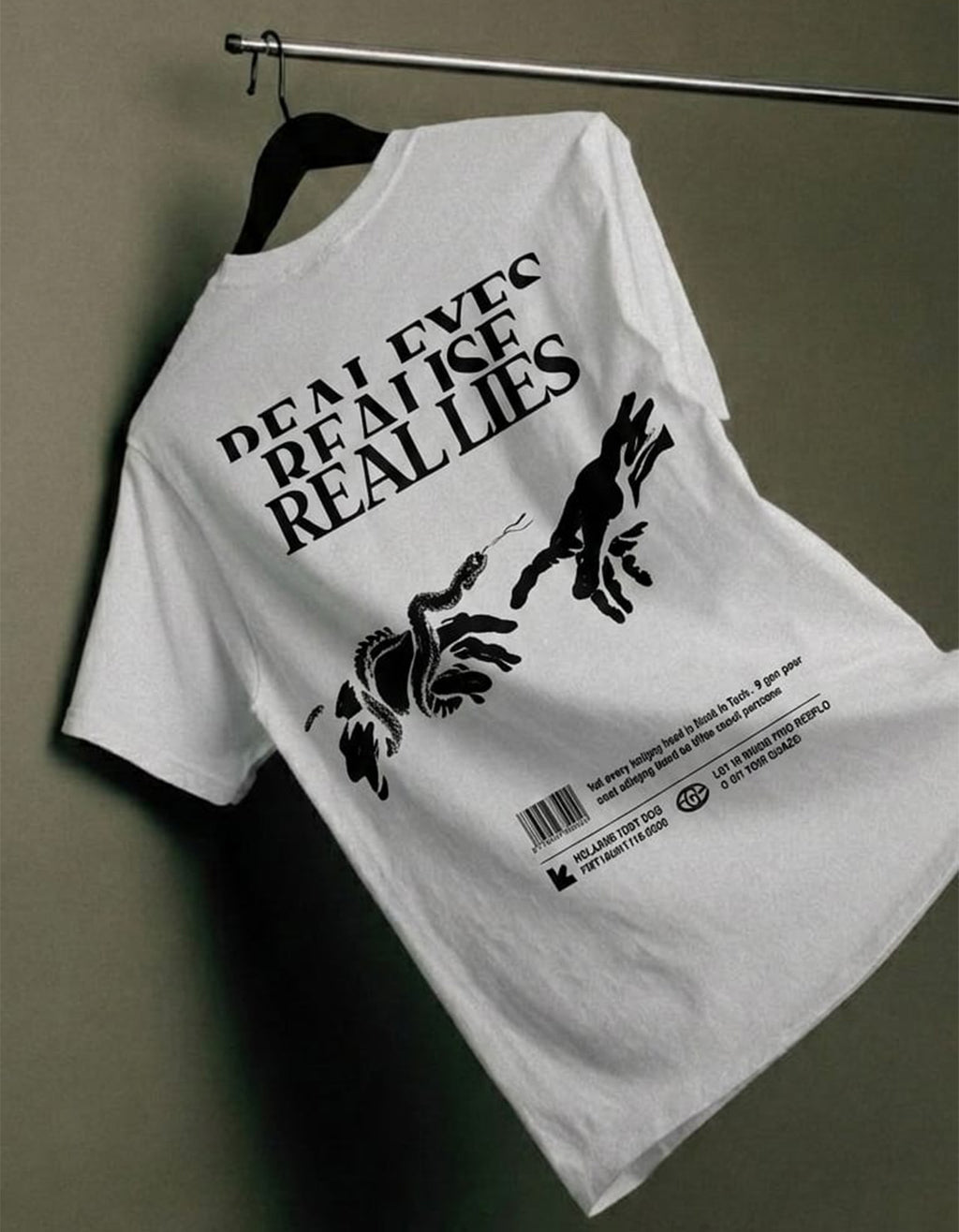 The Real Eyes Graphic T-Shirt Off-White